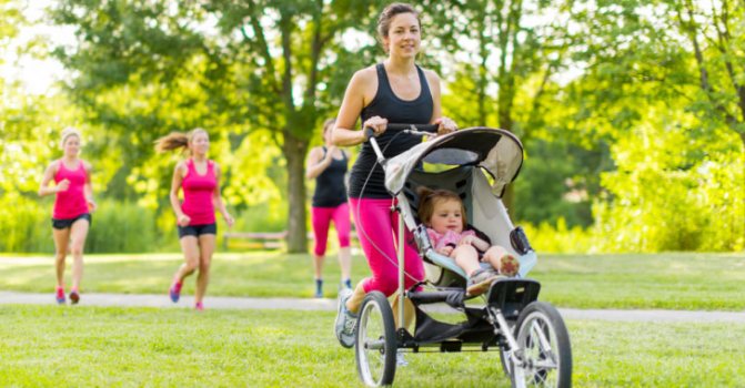 Когда и при каких обстоятельствах можно начинать бегать после родов, допустим ли бег при грудном вскармливании?