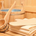 Is it possible to go to the bathhouse during blood pressure?
