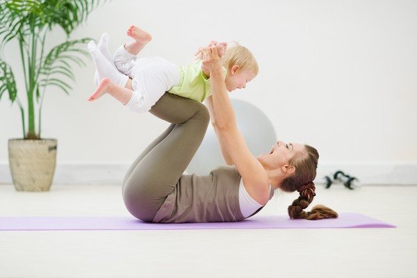 Тренировка вместе с младенцем
